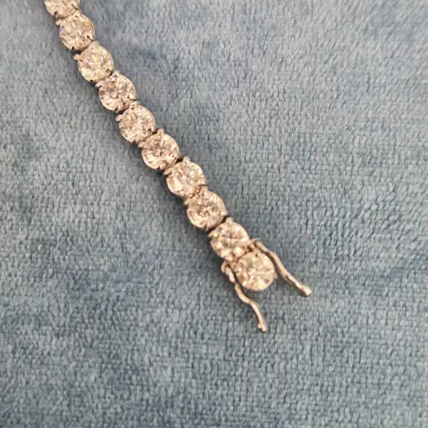 Diamond Tennis Bracelet - 10ct Diamond Content-10ct-diamond-tennis-bracelet.webp