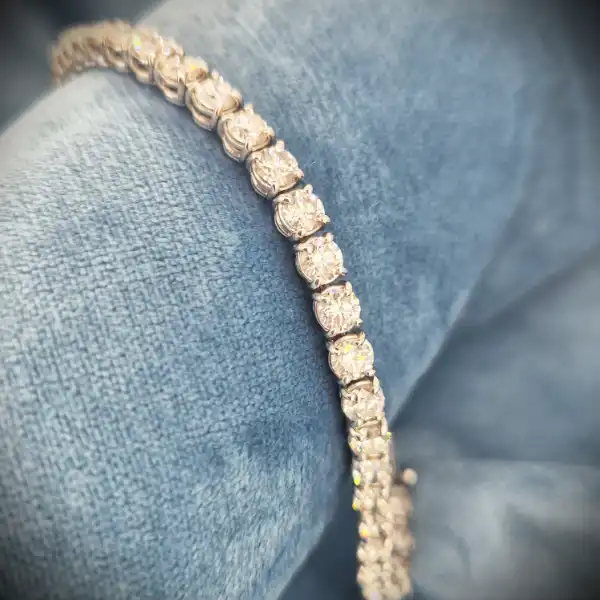 Diamond Jewellery Ireland  - Diamond Tennis Bracelet - 10ct Diamond Content