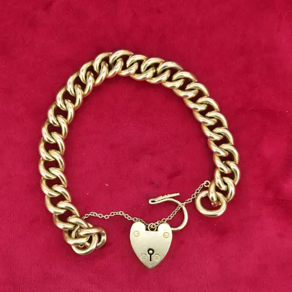 Fabulous 15ct Yellow Gold Charm Bracelet-15ct-yellow-gold-charm-bracelet.webp