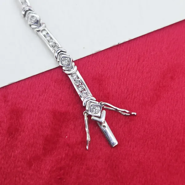 18ct White Gold Diamond Bracelet- Crown View 