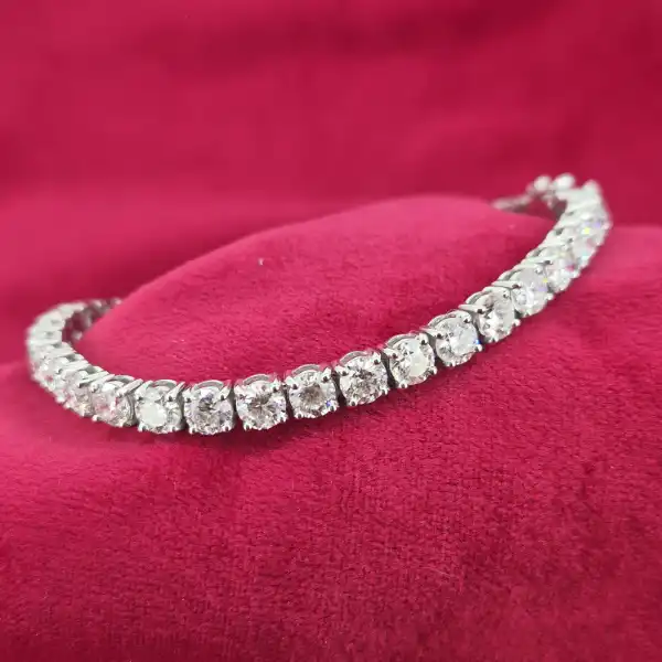 13ct Diamond Tennis Bracelet in 18ct White Gold-18ct-white-gold-diamond-tennis-bracelet-13cts.webp