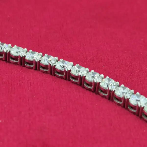 13ct Diamond Tennis Bracelet in 18ct White Gold-18ct-white-gold-diamond-tennis-bracelet-13cts.webp