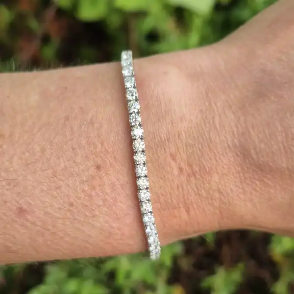 Diamond Tennis Bracelet weighing 5.89ct -18ct-white-gold-tennis-bracelet-5ct-plus.webp