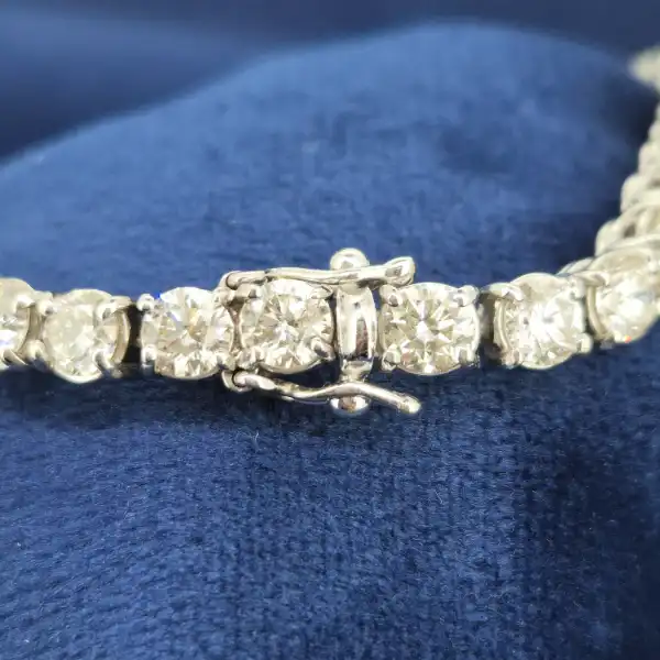 Diamond Tennis Bracelet - 10ct Diamond Content-18ct-white-gold-tennis-bracelet-weighing-10cts.webp