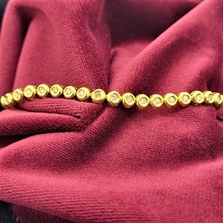 A Beautiful 18ct Yellow Gold Rub-Over 1.00ct Diamond Bracelet-1ct-diamond-line-bracelet.webp
