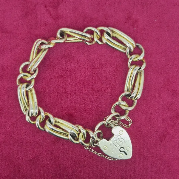 Gorgeous Antique 9ct Gold Fancy Charm/Gate Bracelet- Side View 