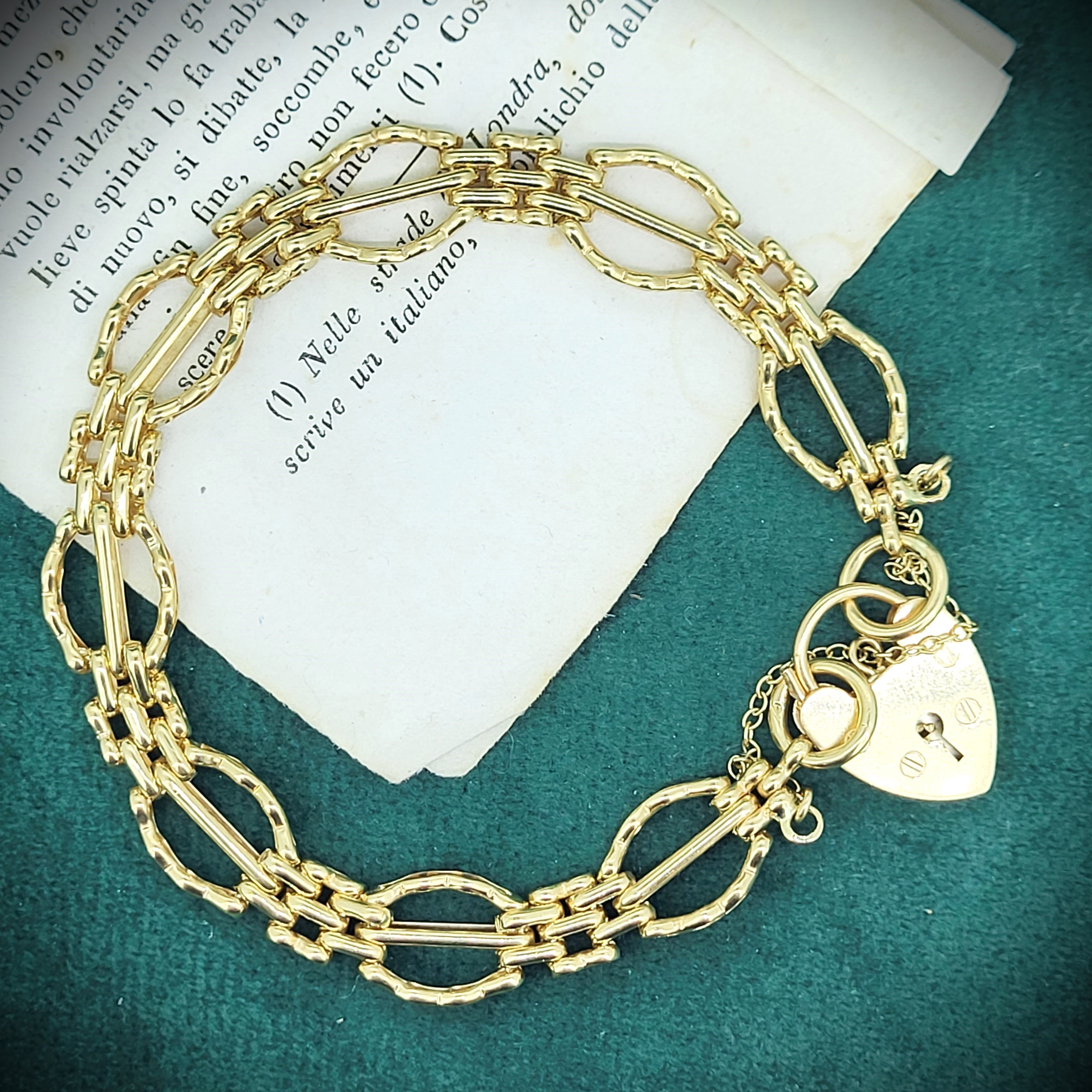 img/jewellery/bracelets-and-bangles9ct-gate-link-charm-bracelet.jpg