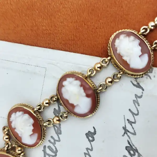 9ct Yellow Gold Cameo Bracelet-9ct-gold-cameo-bracelet.webp