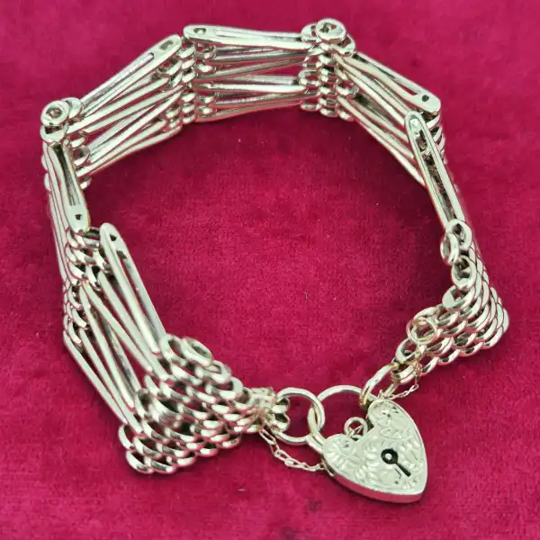 Beautiful Double Gate Bracelet in 9ct Yellow Gold-9ct-gold-double-gate-bracelet-heart-padlock.webp