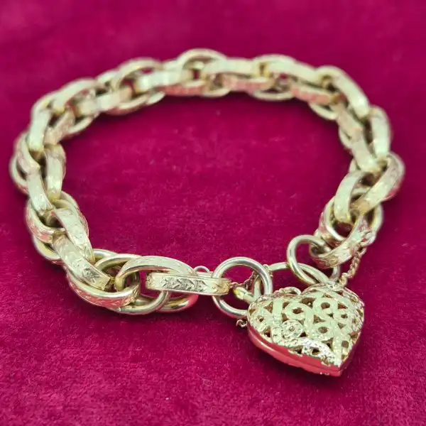 Gorgeous 9ct Yellow Gold Fancy Charm Bracelet-9ct-gold-fancy-charm-bracelet-heart-padlock.webp