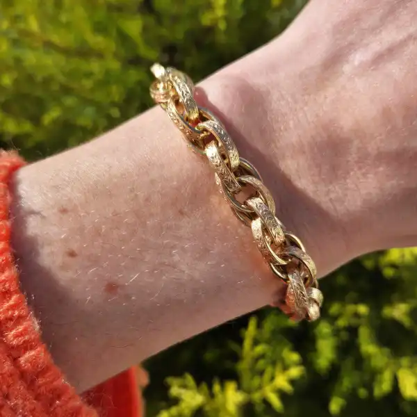 Gorgeous 9ct Yellow Gold Fancy Charm Bracelet-9ct-gold-fancy-charm-bracelet-heart-padlock.webp