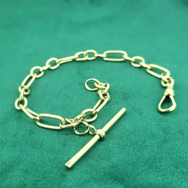 Antique 9ct Yellow Gold Albert Bracelet-9ct-gold-figaro-albert-bracelet-with-t-bar.webp