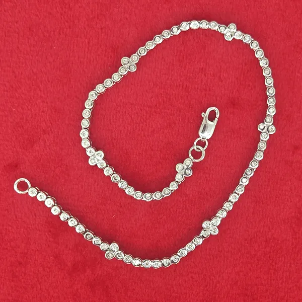 Fancy 18ct White Gold Diamond Bracelet 0.50cts- Side View 