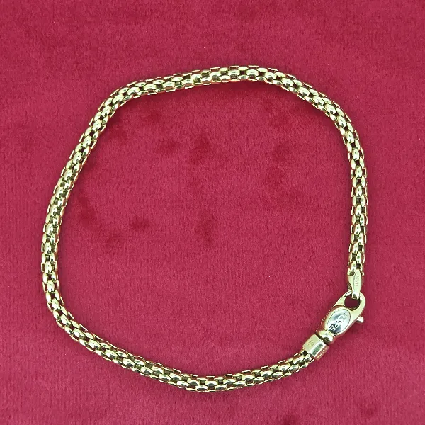 Italian 18ct Yellow Gold Cable Link Bracelet- Side View 
