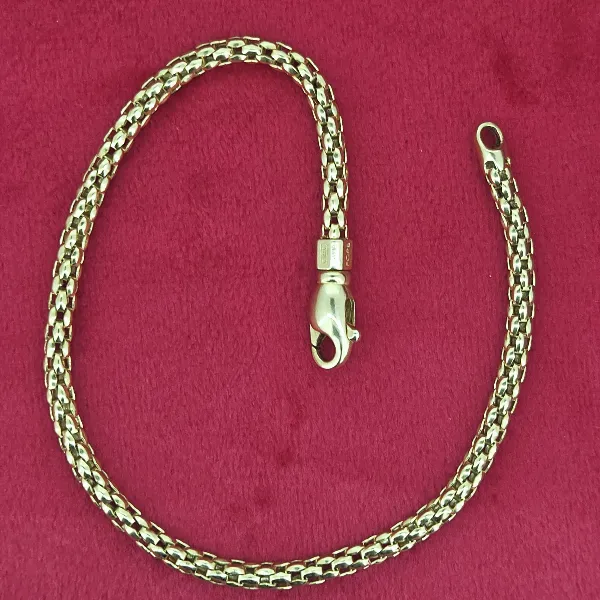 Italian 18ct Yellow Gold Cable Link Bracelet- Front View 
