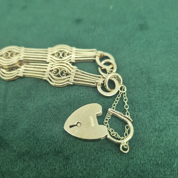 Fancy Antique 9ct Yellow Gold Gate Bracelet-ornate-antique-gate-bracelet-in-9ct-yellow-gold.webp