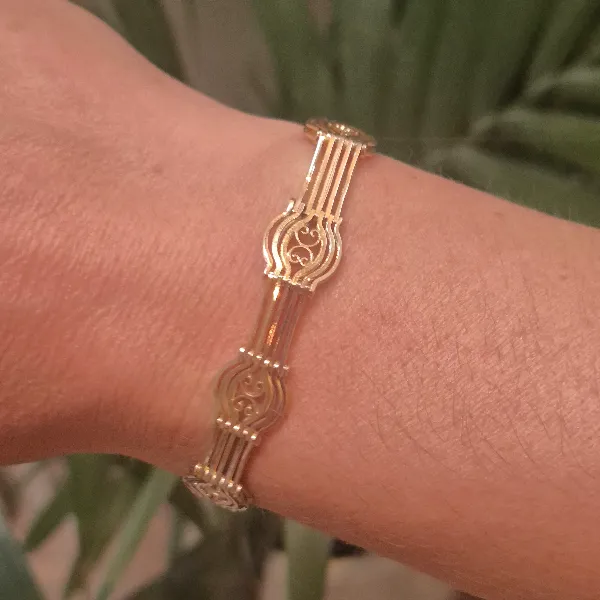 Fancy Antique 9ct Yellow Gold Gate Bracelet-ornate-antique-gate-bracelet-in-9ct-yellow-gold.webp