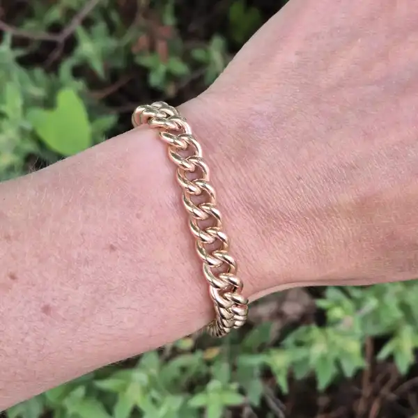 Gorgeous 9ct Gold Chunky Charm Bracelet-rose-gold-chunky-charm-bracelet-with-padlock.webp