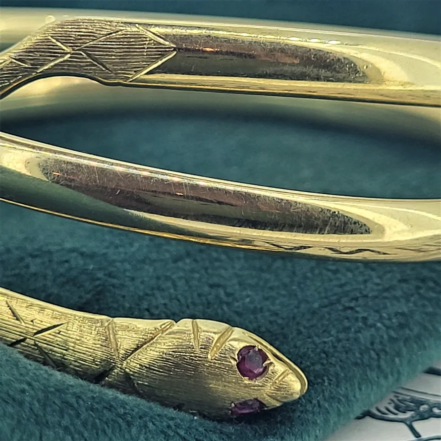 18ct Gold Serpent Snake Bangle -serpent-head-snake-bangle.webp