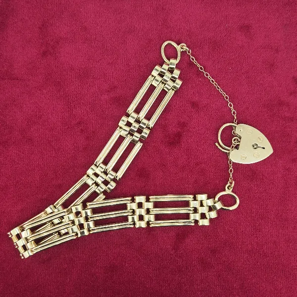 Extra Large Vintage 9ct Gold Gate Bracelet-vintage-gate-bracelet-heart-padlock-ans-safety-chain.webp