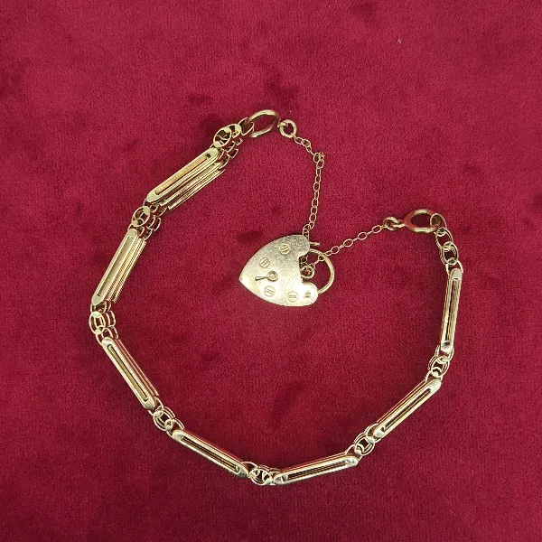 Extra Large Vintage 9ct Gold Gate Bracelet-vintage-gate-bracelet-heart-padlock-ans-safety-chain.webp