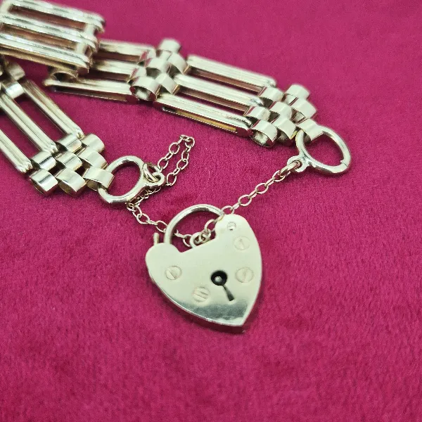 Extra Large Vintage 9ct Gold Gate Bracelet-vintage-gate-bracelet-heart-padlock-ans-safety-chain.webp