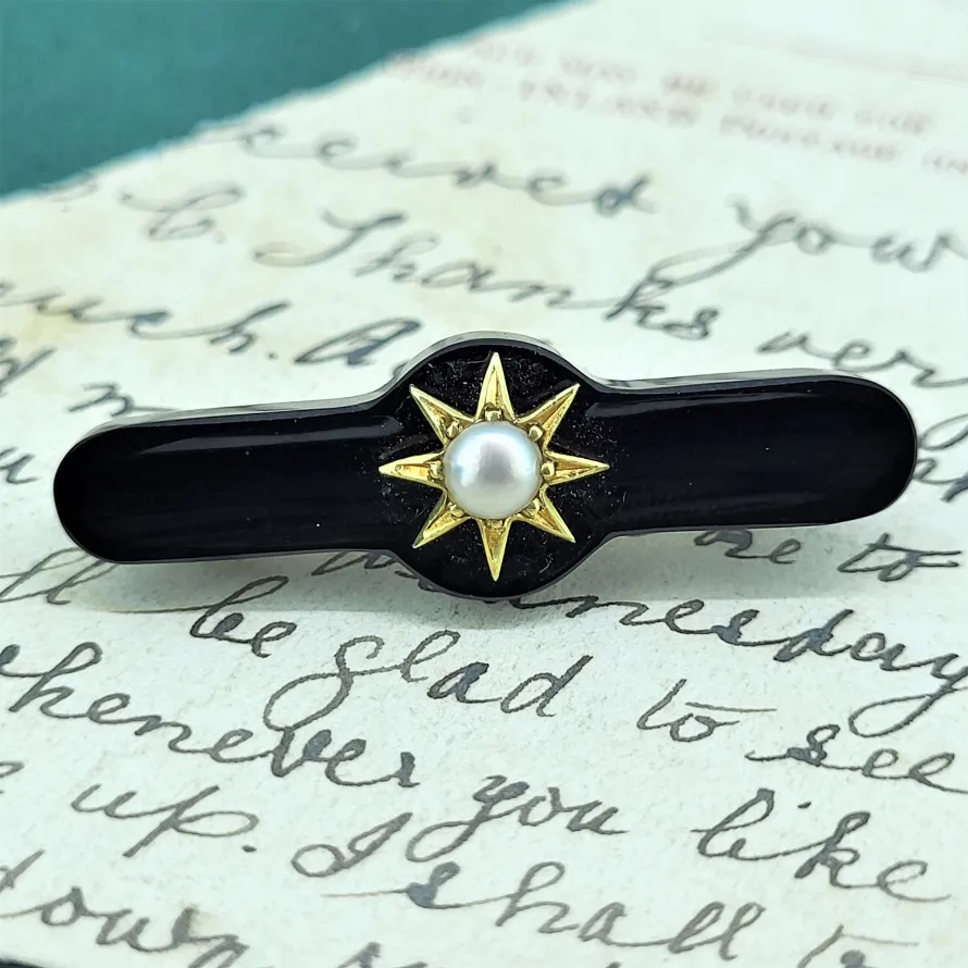 9ct Gold Victorian Onyx Mourning Brooch-star-mouring-brooch.webp