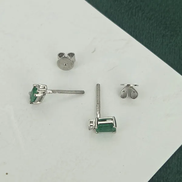 Emerald & Diamond Platinum Earrings- Magnified 