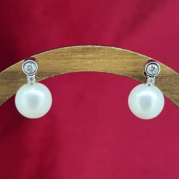 Pearl and Diamond earring in 18ct White Gold-pearl-diamond-studs-in-18ct-white-gold.webp