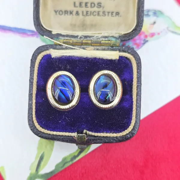 Vintage 9ct Gold Blue Cabochon Oval Stud Earrings- Side View 