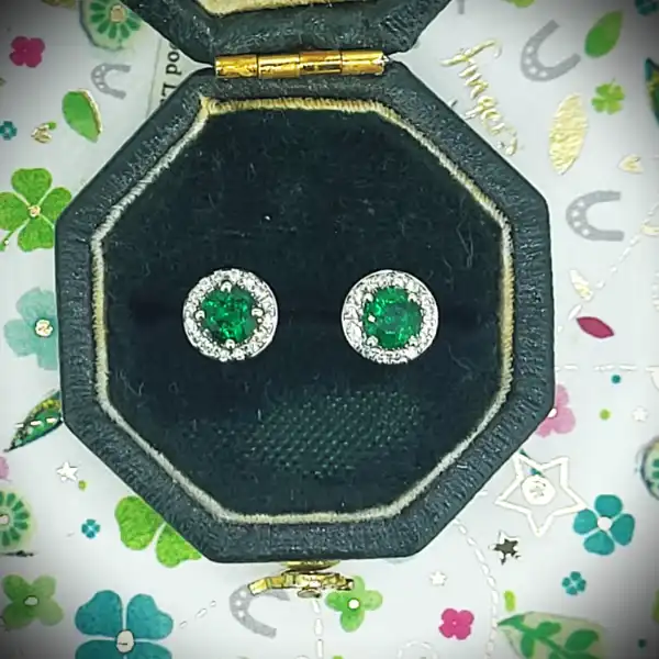 diamond Stock: 18ct White Gold Emerald & Diamond Studs