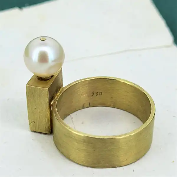 18ct Gold and Pearl Ring-18ct-italian-pearl-ring.webp