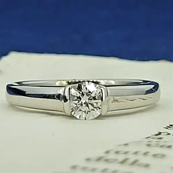 18ct White Gold Contemporary Diamond Solitaire weighing 0.33cts-18ct-white-gold-diamond-ring-33pts.webp