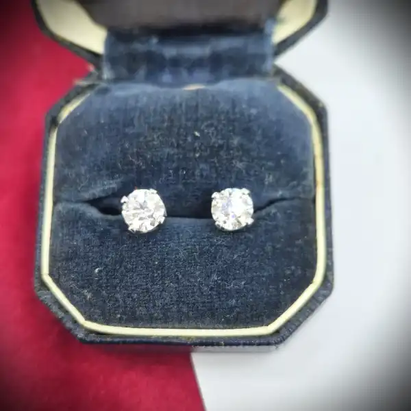  Thumbnail of 1.00ct GIA Certified Stud Earrings