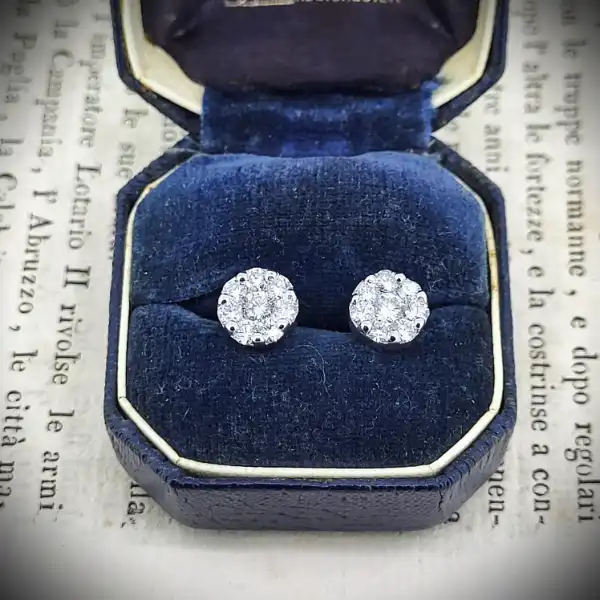 diamond Stock: 18ct Illusion Set Diamond Earrings
