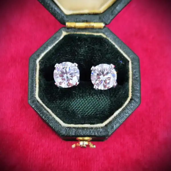 Diamond Earrings 