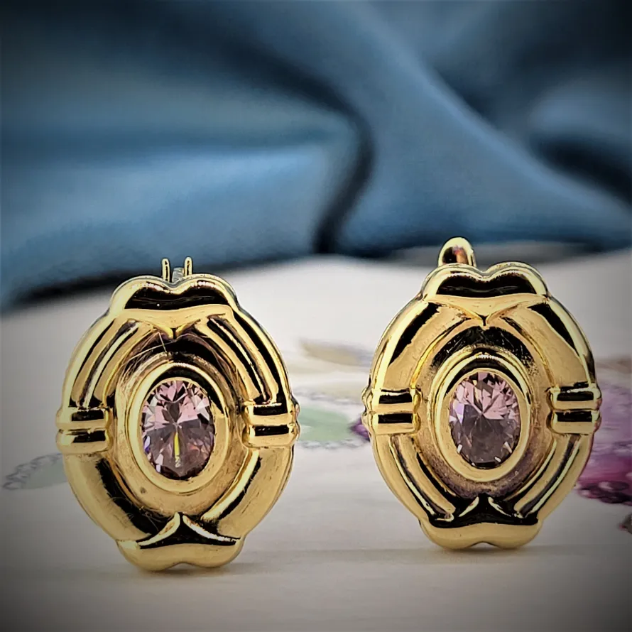 18ct Yellow Gold Oval Pink Morganite Stud Earrings -amethyst-and-diamond-earrings-dublin-yellow-gold.webp