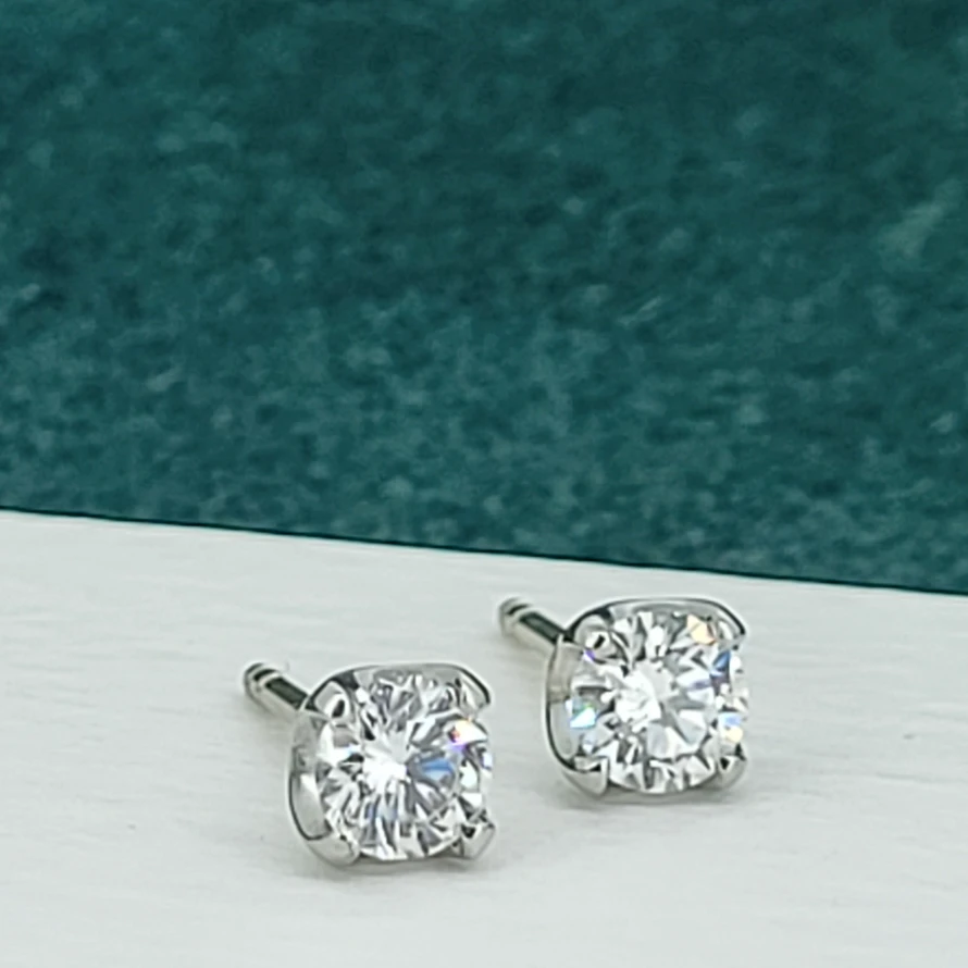 GIA Certified 0.80ct E SI1 Diamond Stud Earrings-colorless-gia-certified-80-pointer-studs.webp