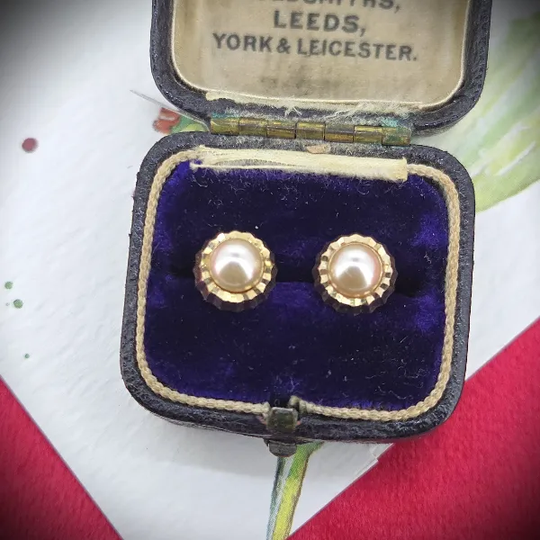 Gold Earrings Ireland  - Gold and Pearl Stud Earrings
