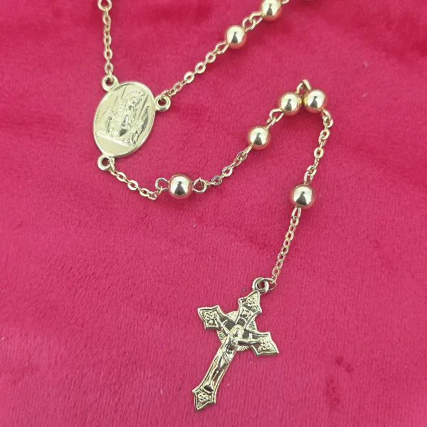 18ct Yellow Gold Rosary Bead Necklace- Close Up 