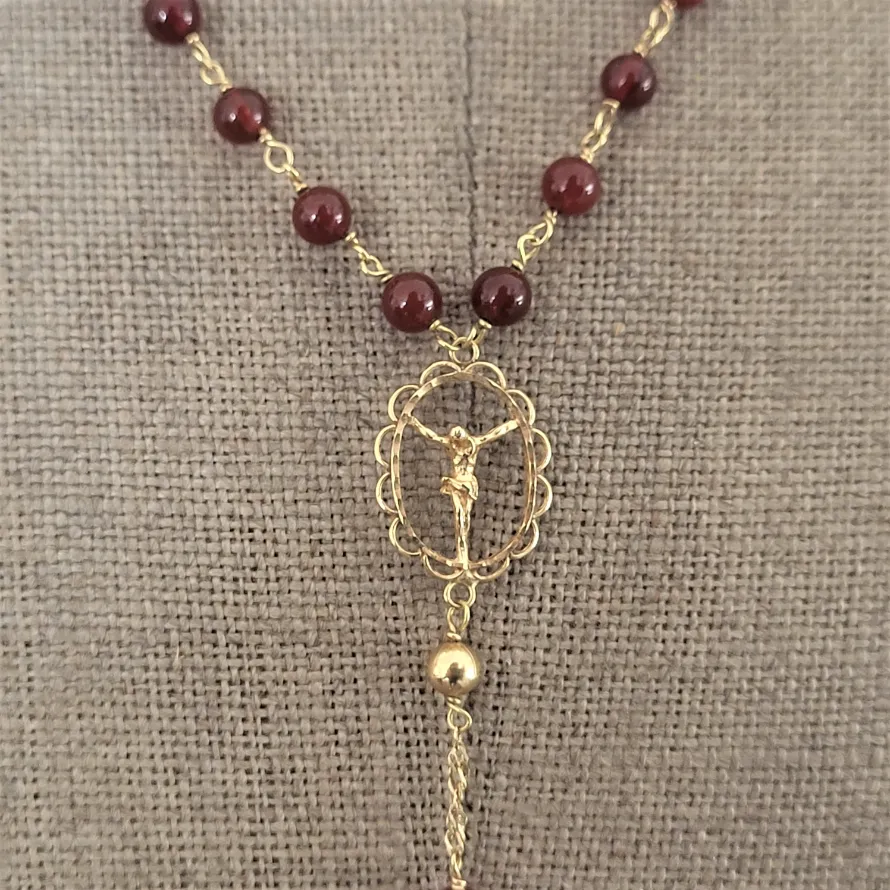 18ct Yellow Gold and Red Glass Rosary Bead Necklace -18ct-gold-rosary-beads-dublin.webp