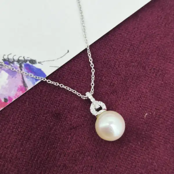 18ct White Gold Diamond and Pearl Necklace-18ct-whote-gold-pearl-diamond-necklace-diamond-bale.webp