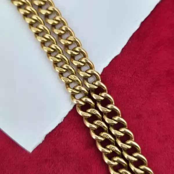 Insanely Rare 18ct Albert Chain with Rolling T-Bar-18ct-yellow-gold-albert-chain-with-rolling-t-bar-and-swivels.webp