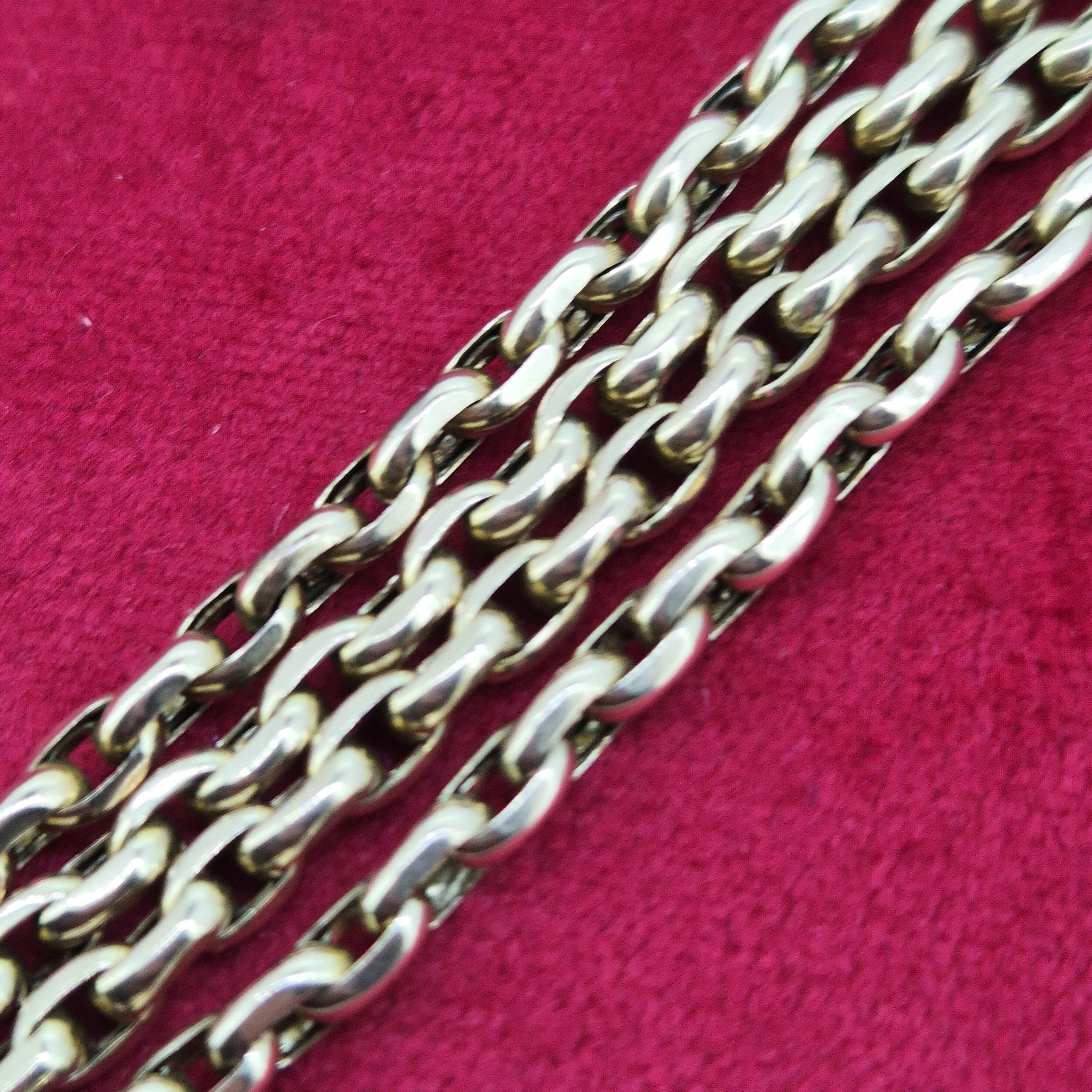 60 Inch Longuard Chain with Beautiful Faceted Swivel in 9ct Yellow Gold-60inch-longuard-chain-in-yellow-gold-with-swivel.webp
