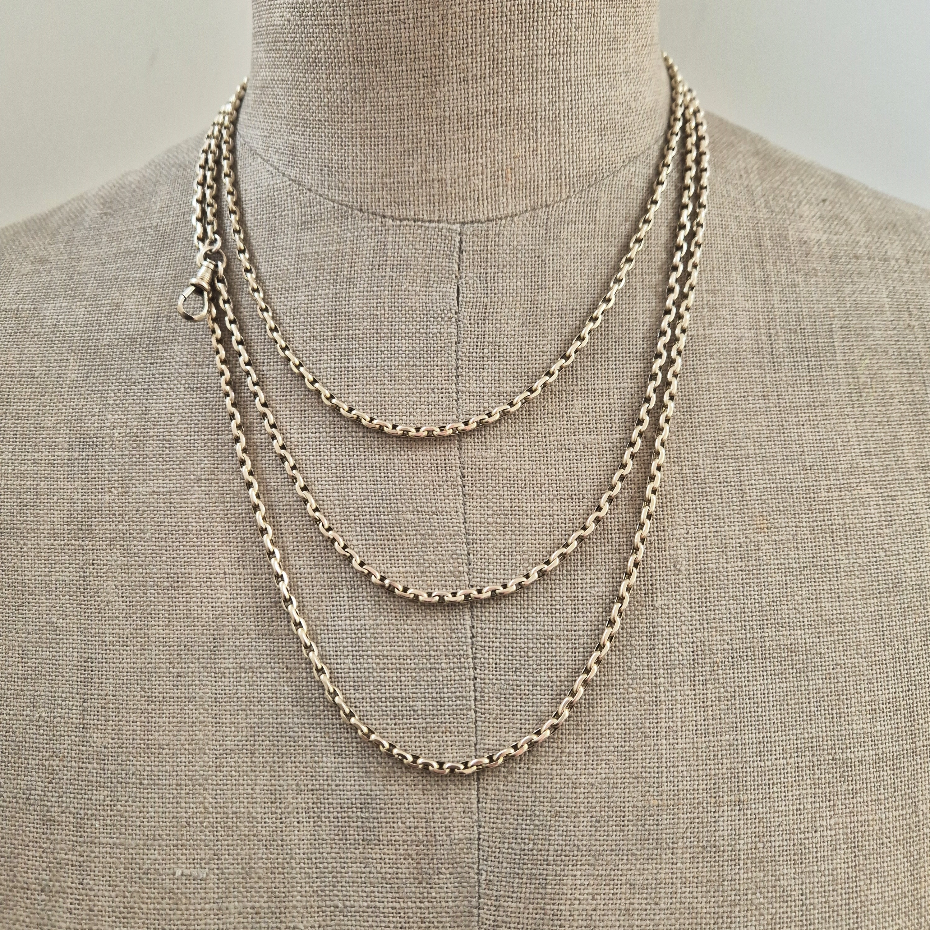 60 Inch Longuard Chain with Beautiful Faceted Swivel in 9ct Yellow Gold-60inch-longuard-chain-in-yellow-gold-with-swivel.webp
