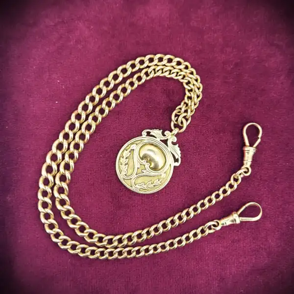 Antique Gold Necklaces and Pendants