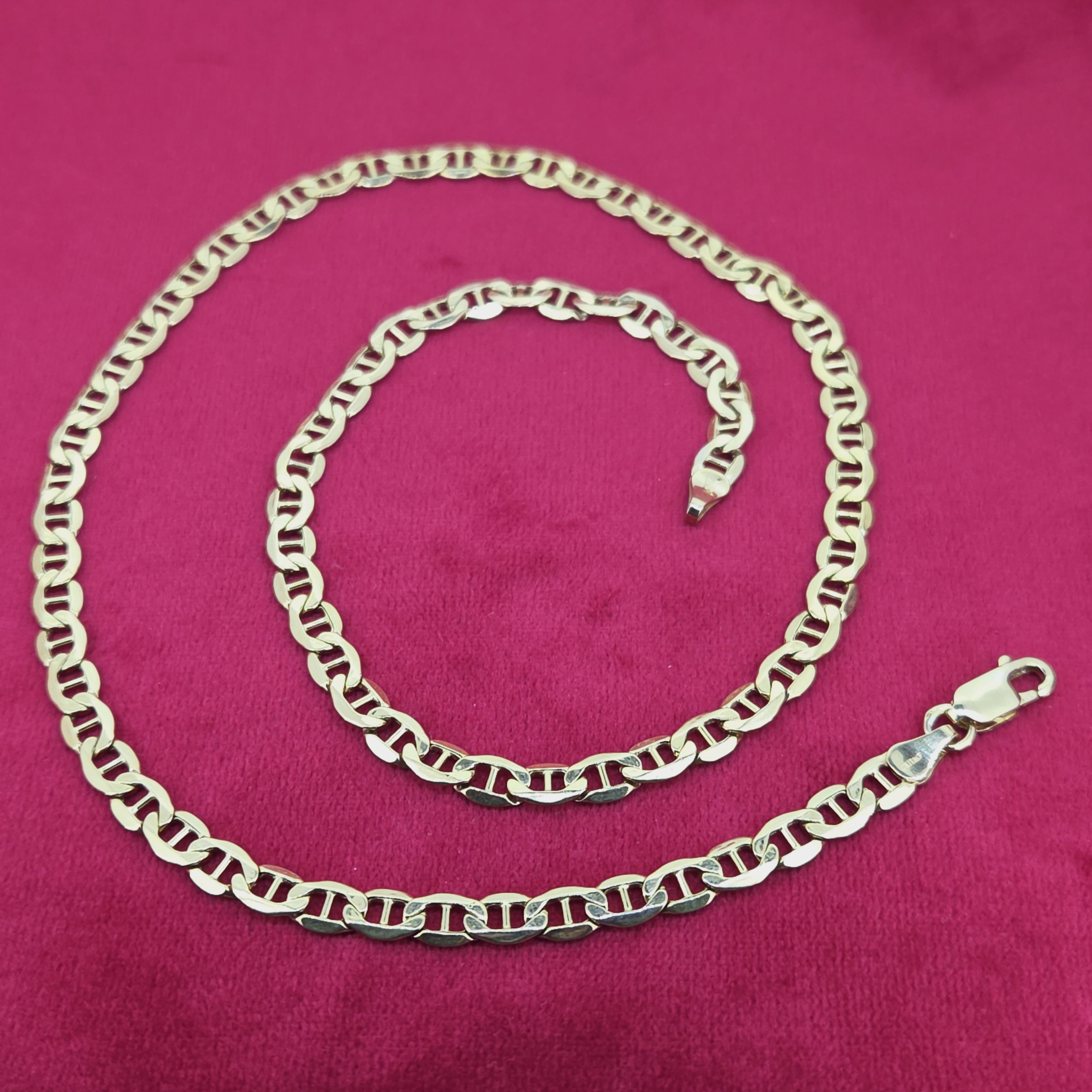 img/jewellery/necklaces9ct-gold-anchor-link-chain-18inches.jpg