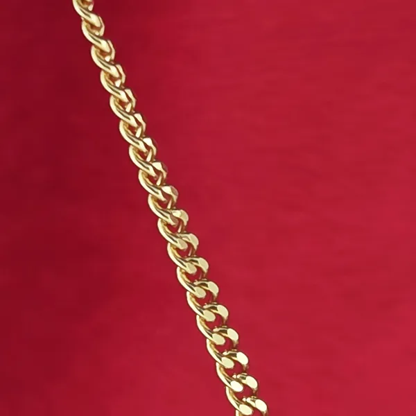 9ct Gold Articulated Teddy Bear Pendant on 16 inch 9ct Yellow Gold Chain- Close Up 