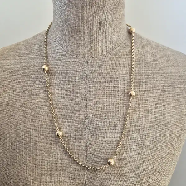 Fancy Necklace in 9ct Yellow Gold-9ct-yellow-gold-belcher-necklace-with-faceted-balls.webp