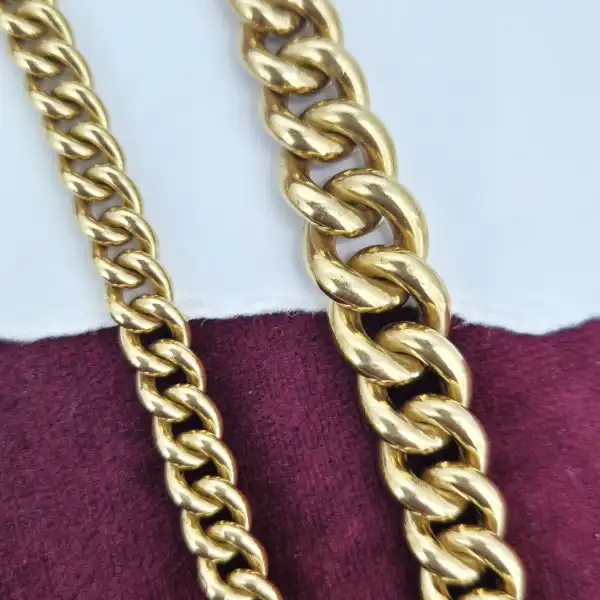 Graduated Antique Albert Chain in Yellow Gold - Heavyweight and Rare-9ct-yellow-gold-heavyweight-graduated-albert-chain.webp